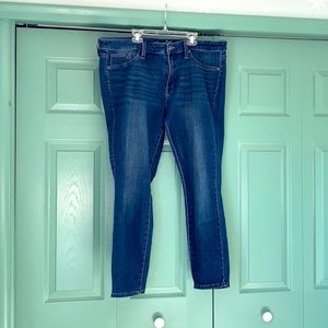 Universal Thread mid rise jeggings